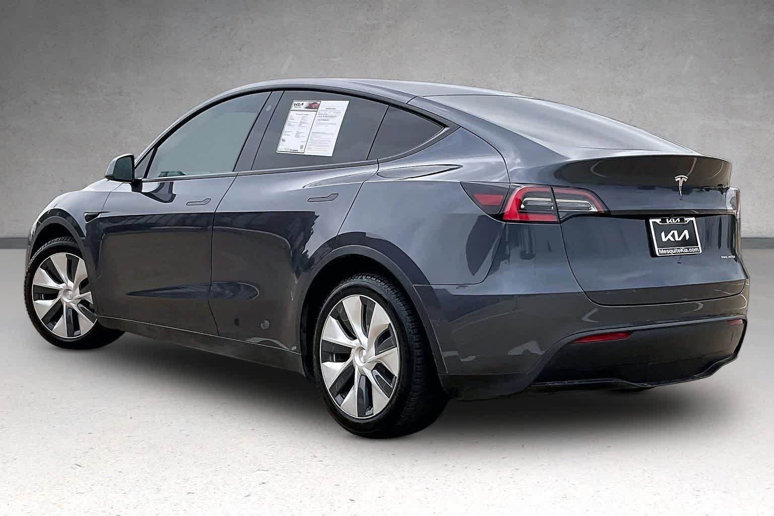 Used 2021 Tesla Model Y Long Range AWD/4WD image 4