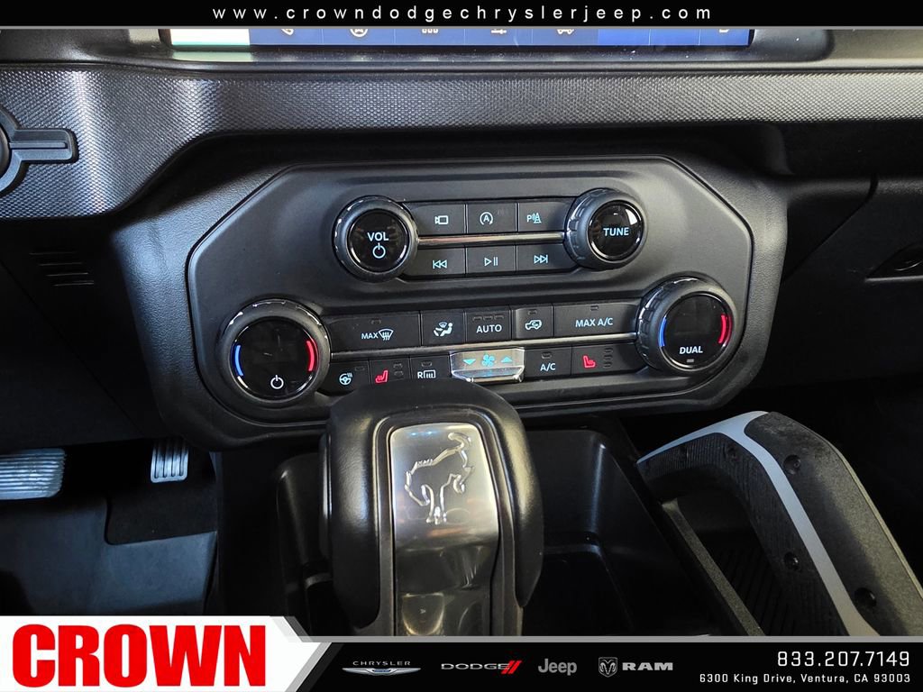 Used 2021 Ford Bronco First Edition AWD/4WD image 26