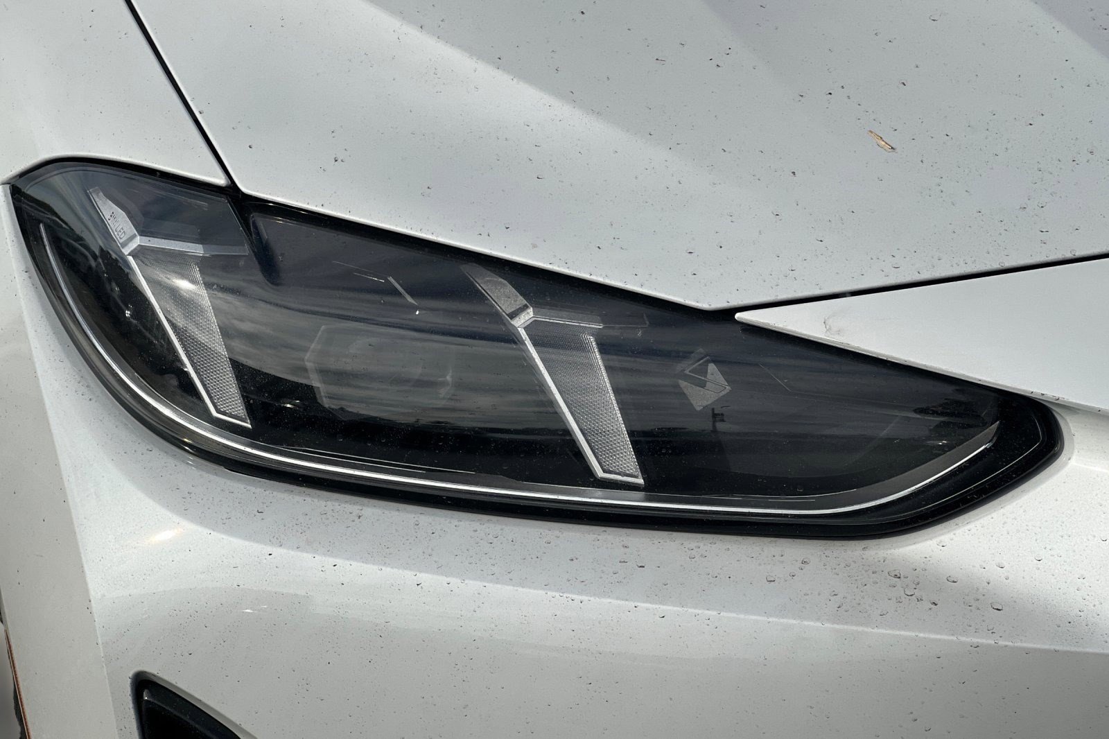 Used 2025 BMW i4 eDrive40 w/ Premium Package image 10
