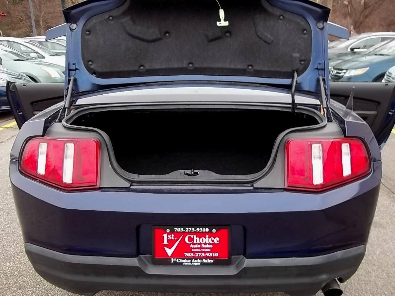 Used 2010 Ford Mustang Coupe RWD image 14