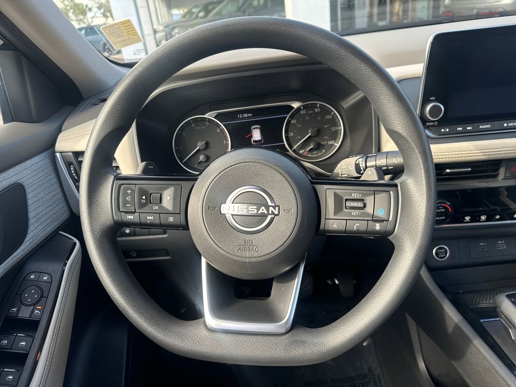 Certified 2023 Nissan Rogue SV image 15