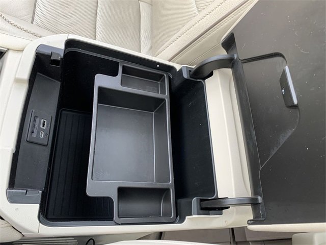 Used 2021 GMC Yukon XL Denali w/ Denali Premium Package image 26