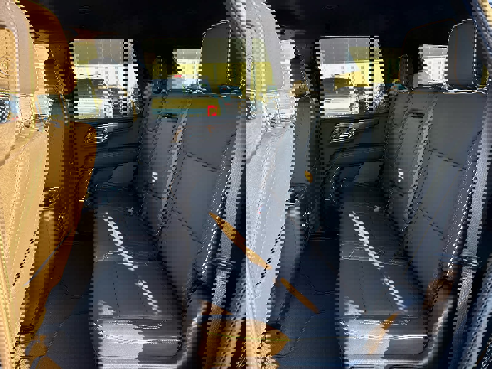 New 2026 GMC Yukon Elevation image 22