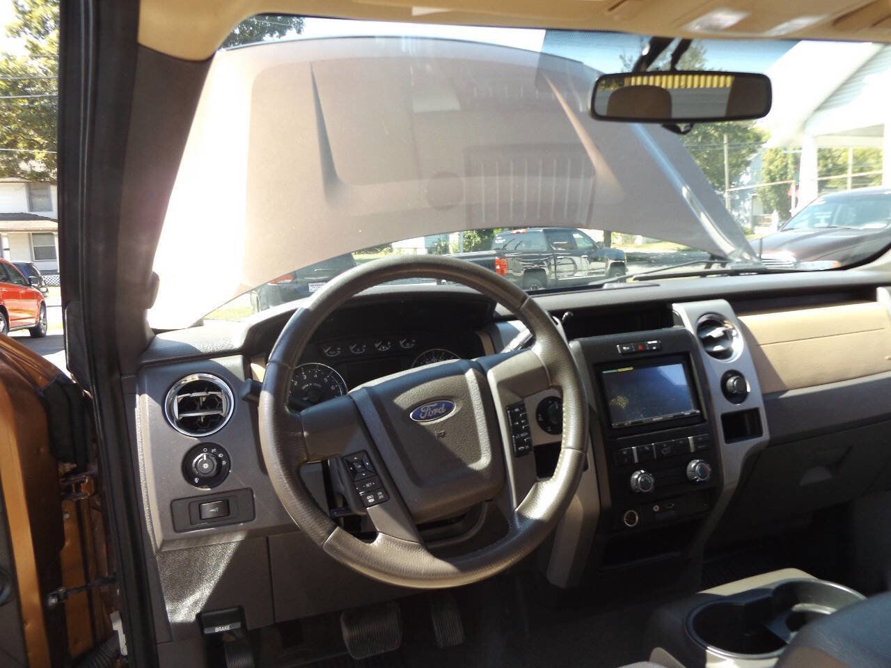 Used 2012 Ford F150 XLT w/ XTR Pkg image 17