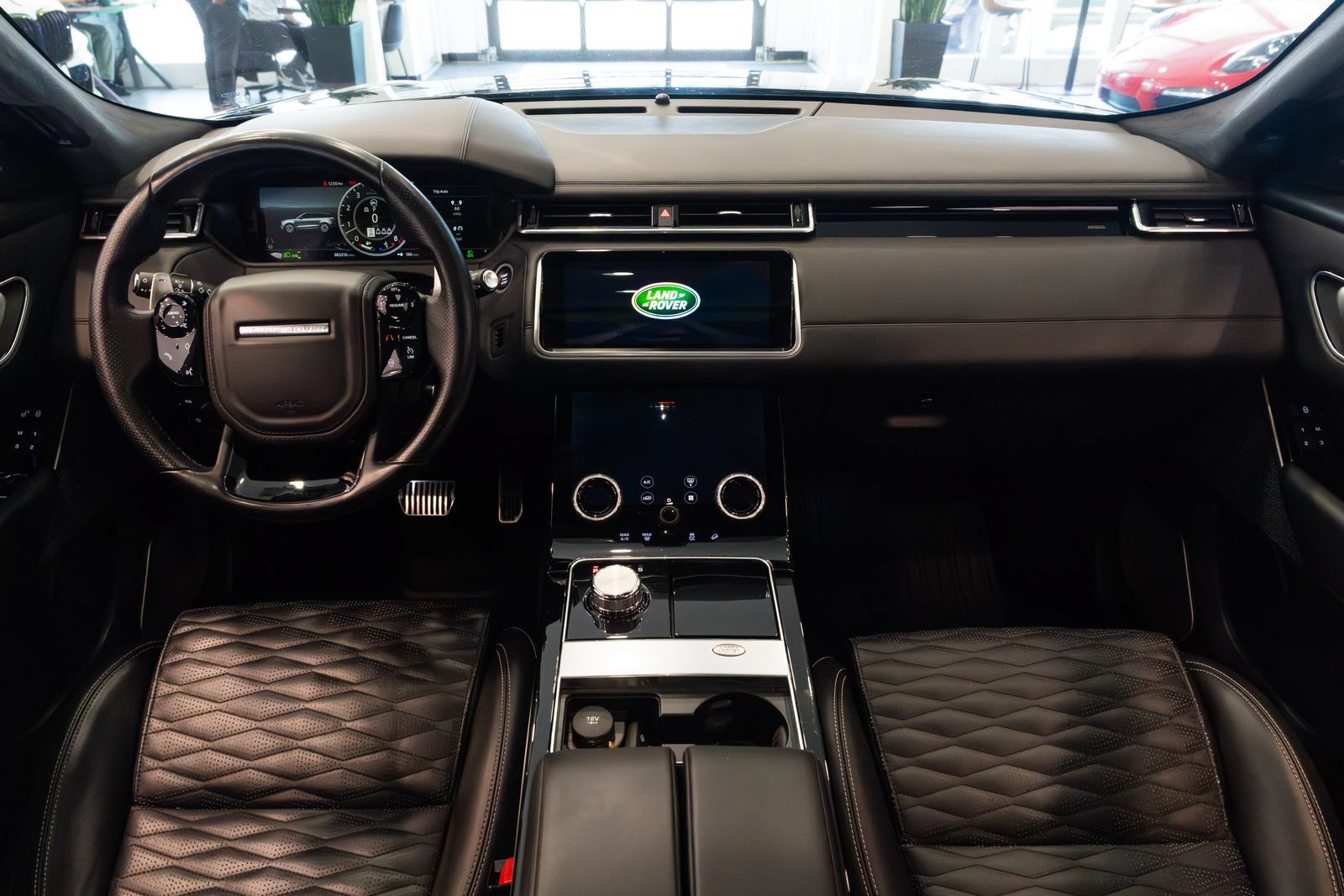 Used 2020 Land Rover Range Rover Velar SV Autobiography Dynamic AWD/4WD image 9