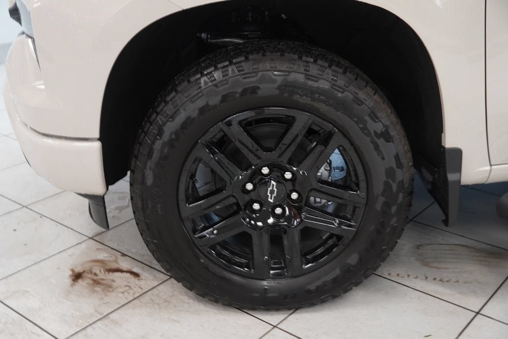 New 2026 Chevrolet Silverado 1500 Custom w/ Turbomax Blackout Package AWD/4WD image 14