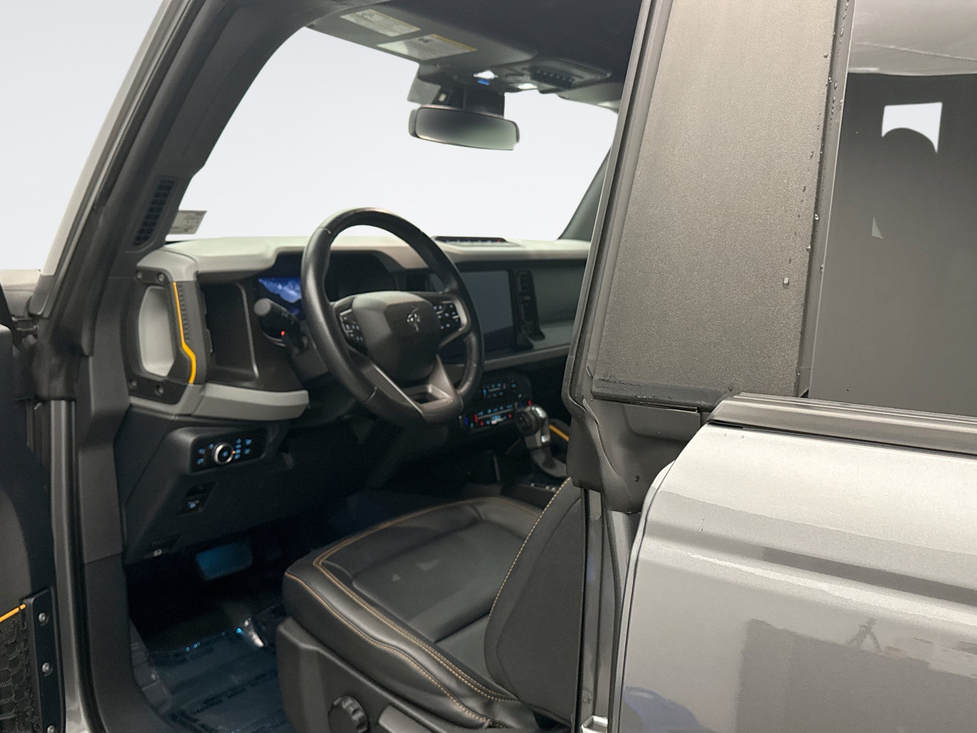 Used 2023 Ford Bronco Badlands w/ Sasquatch Package AWD/4WD image 10