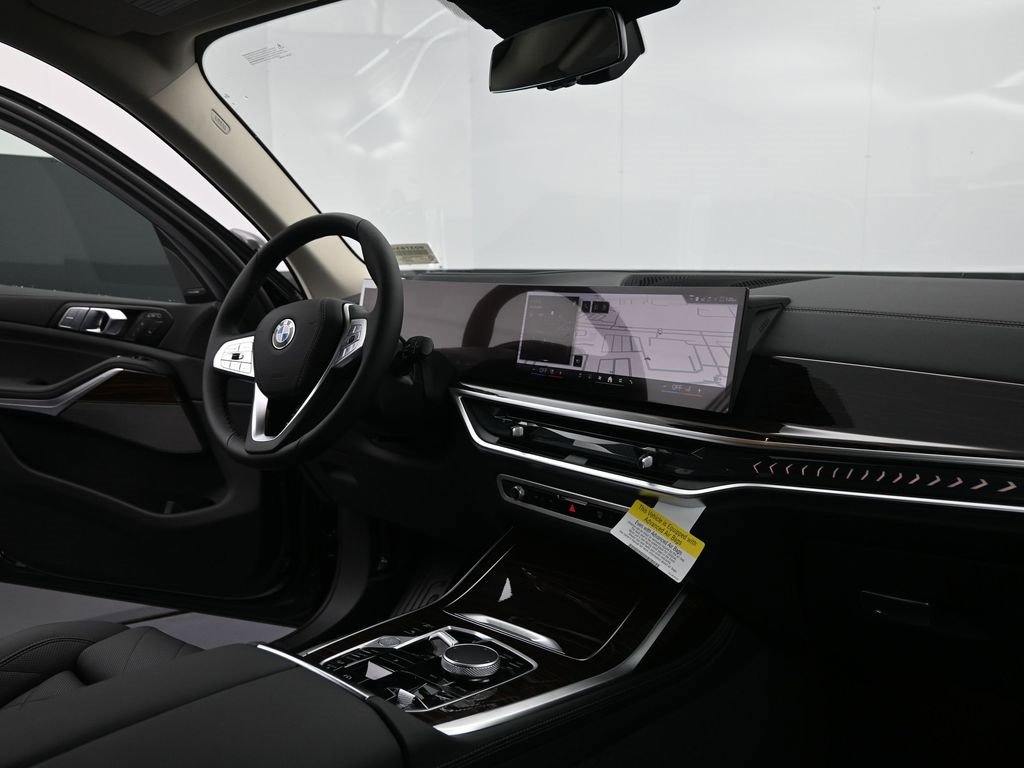 New 2026 BMW X7 xDrive40i w/ Premium Package image 19