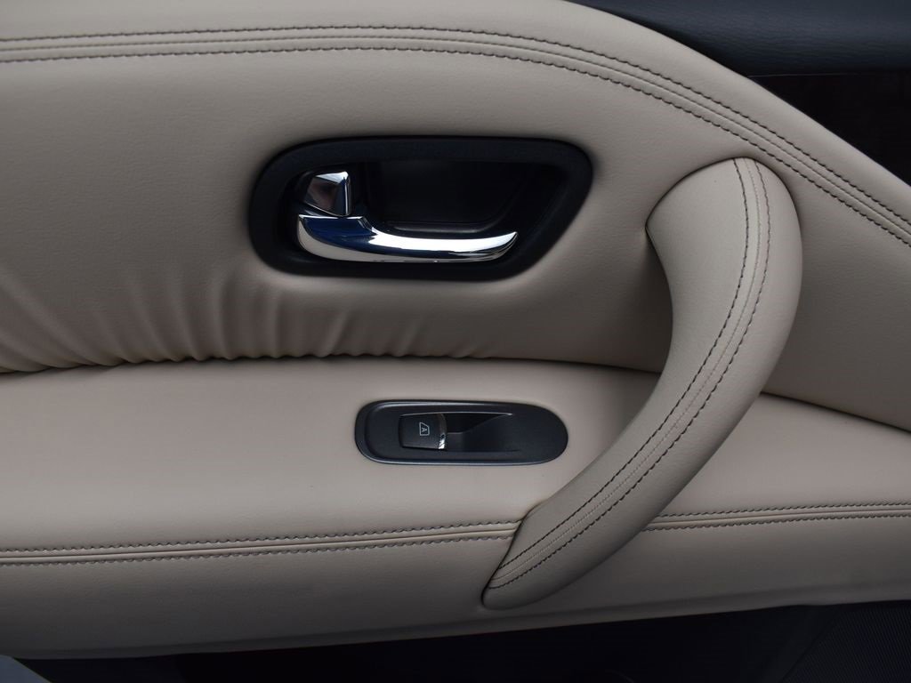 Used 2024 Nissan Armada Platinum w/ Captain's Chairs Package image 14