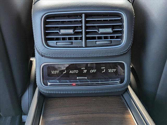 Used 2023 Mercedes-Benz Maybach GLS 600 4MATIC image 18