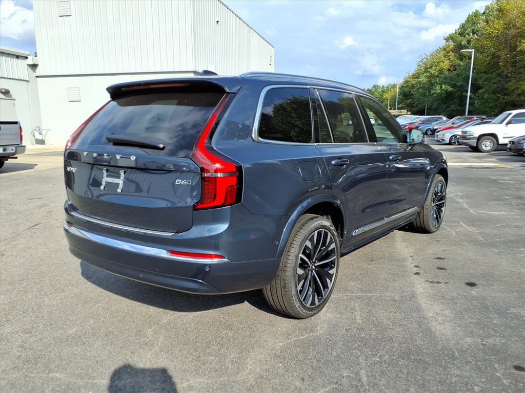 New 2026 Volvo XC90 B6 Plus w/ Protection Package Premier image 3