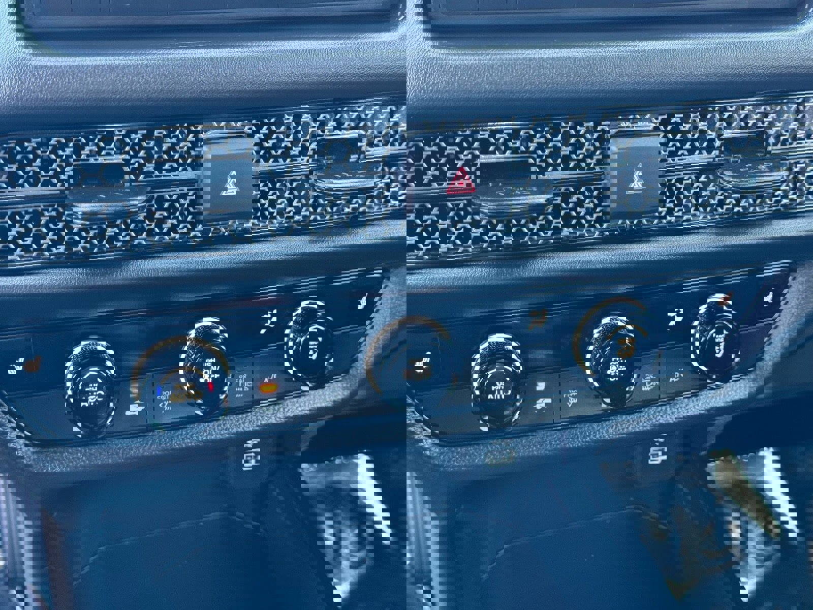 Used 2024 Honda HR-V Sport image 30