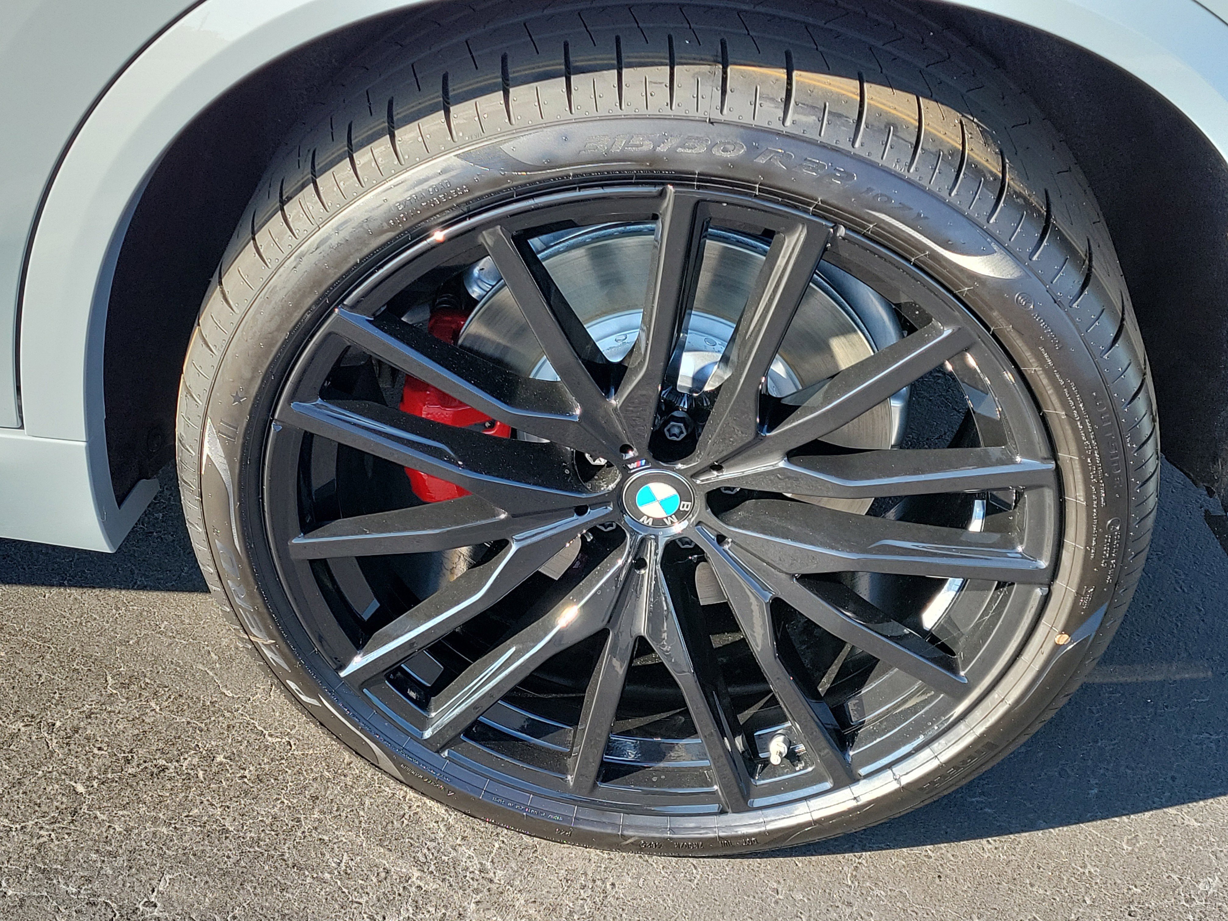 New 2026 BMW X5 M60i image 5