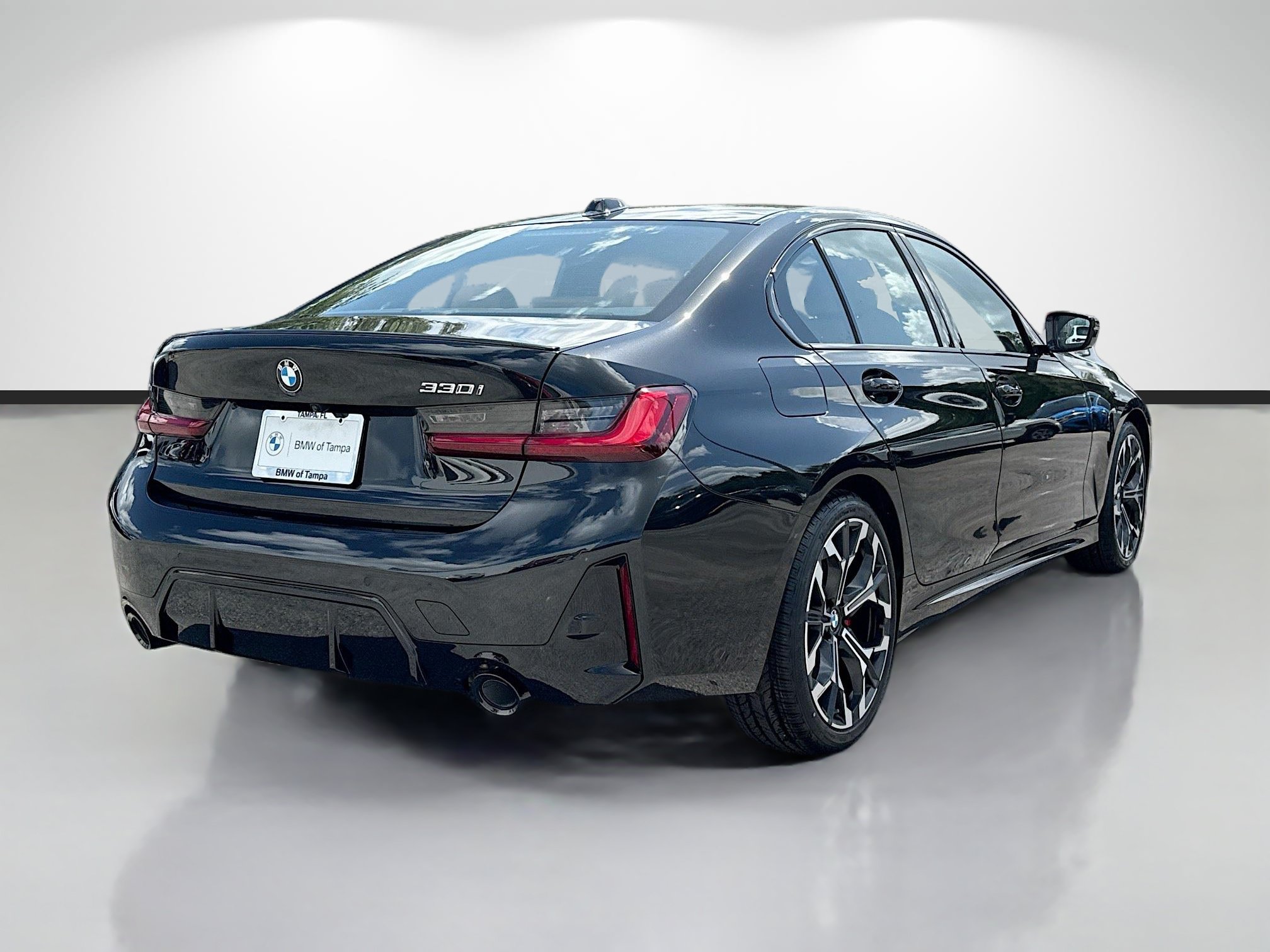 New 2026 BMW 330i Sedan w/ M Sport Package RWD image 3