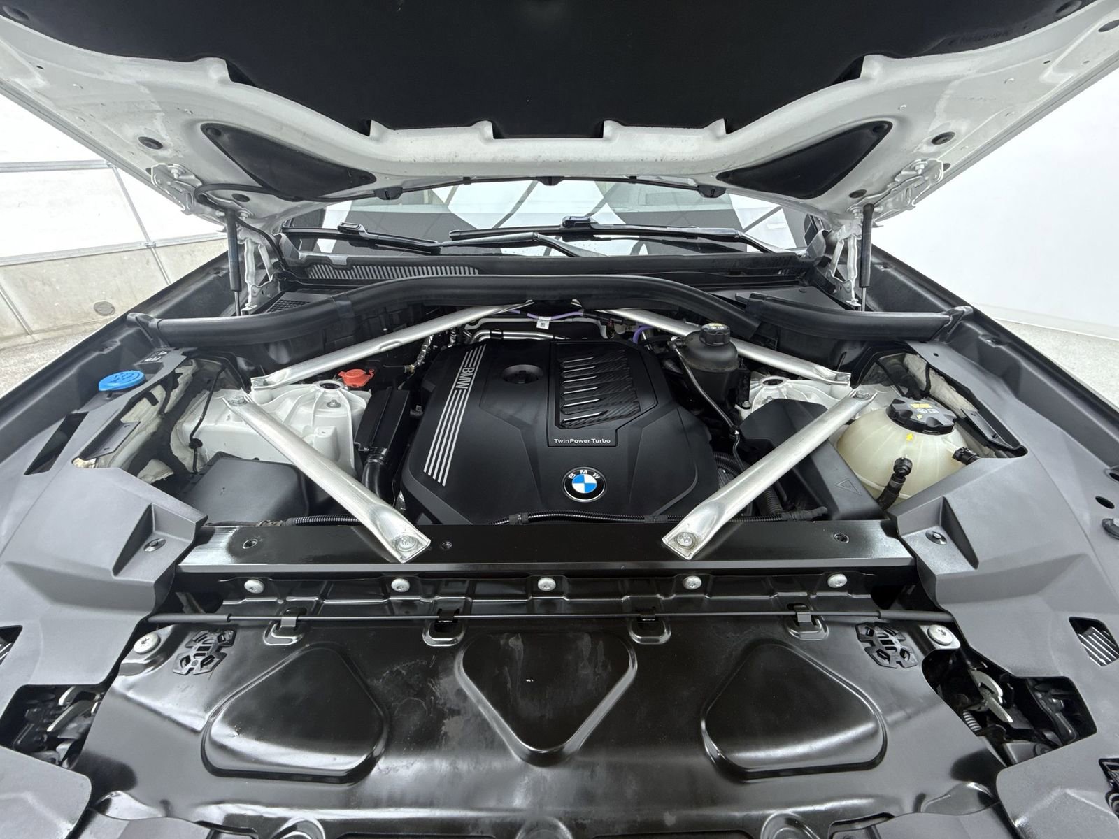 Used 2021 BMW X5 xDrive40i w/ M Sport Package image 37