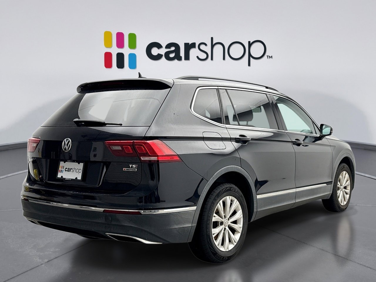 Used 2018 Volkswagen Tiguan SE image 5