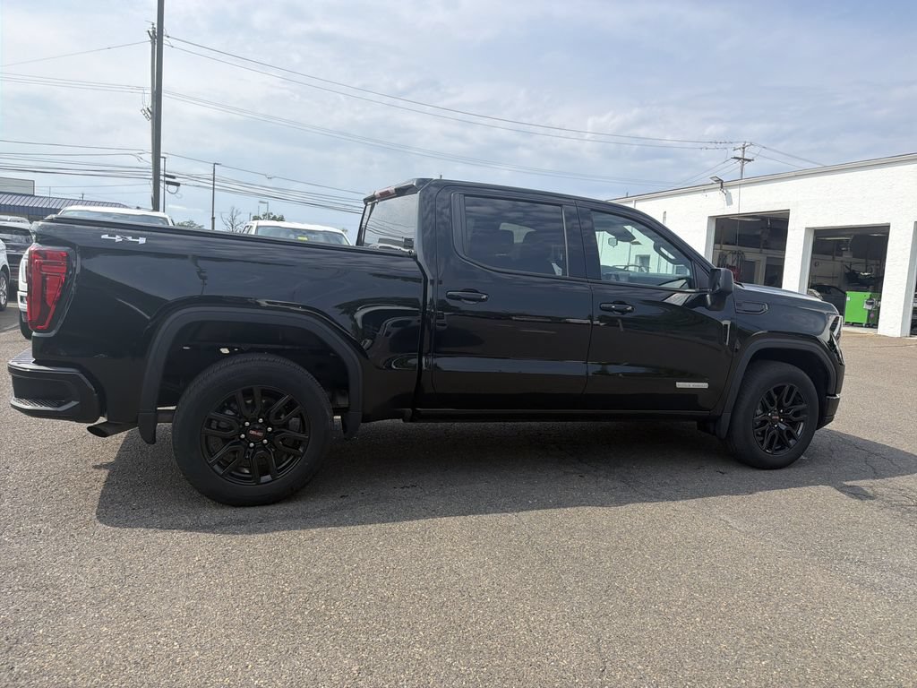 Used 2024 GMC Sierra 1500 Elevation AWD/4WD image 6