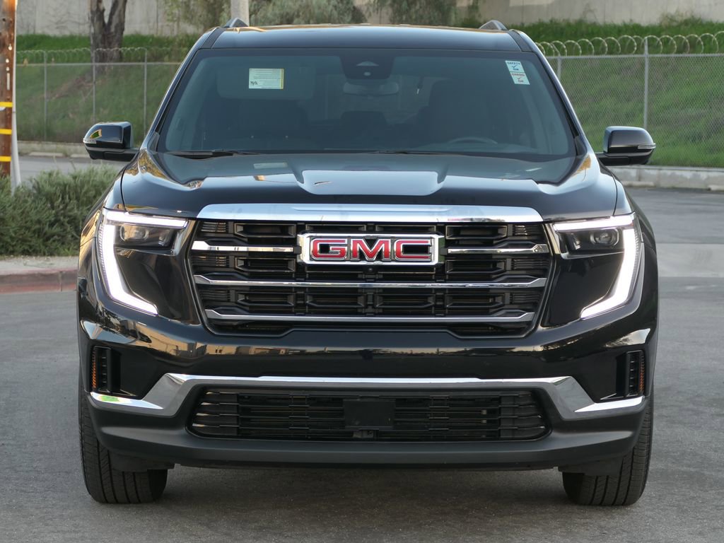 Used 2025 GMC Acadia Elevation image 8