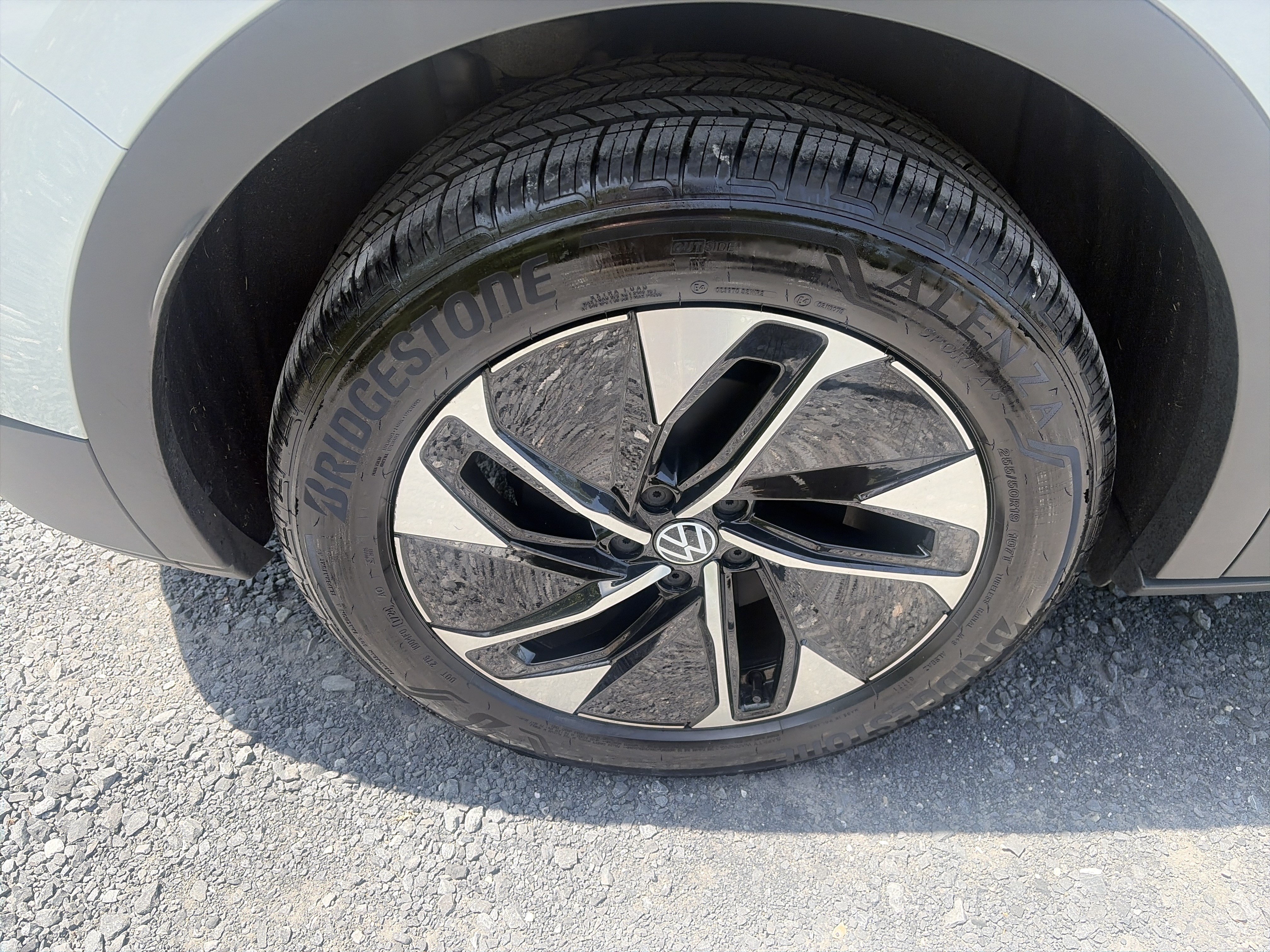 Used 2022 Volkswagen ID.4 Pro AWD/4WD image 12