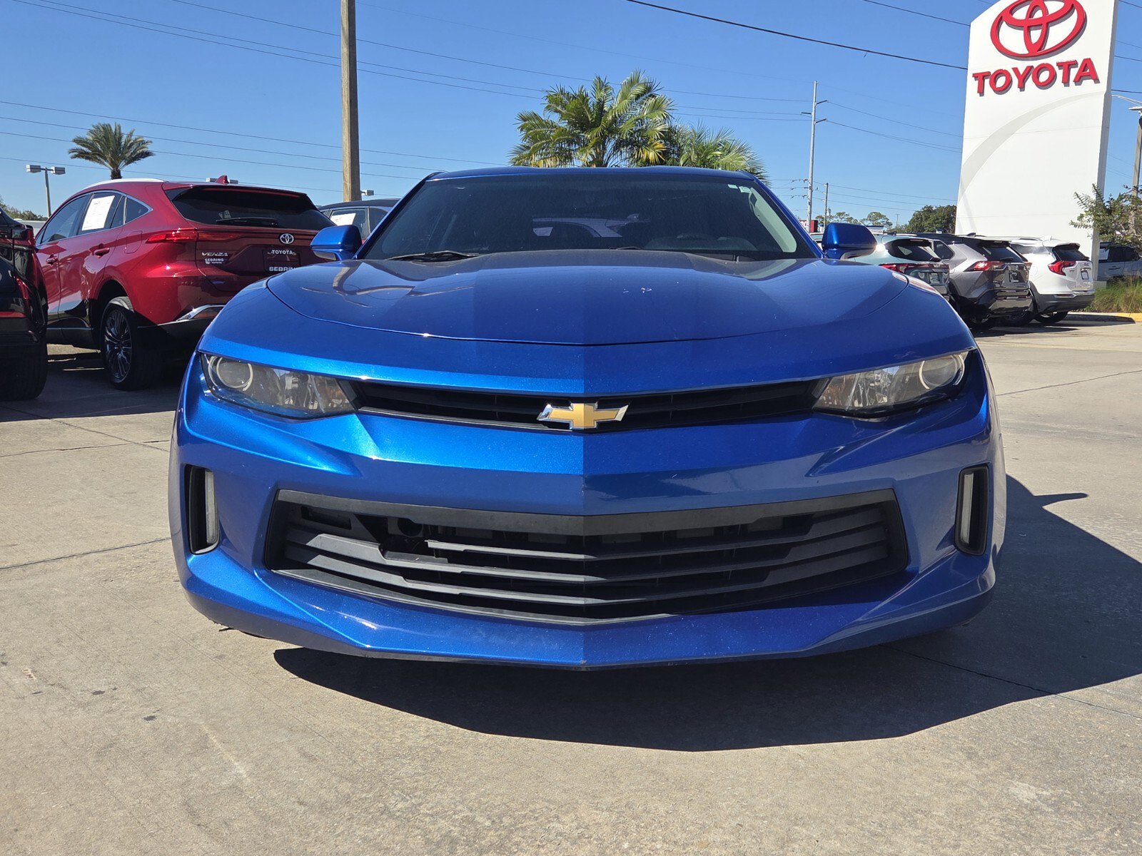 Used 2018 Chevrolet Camaro LT w/ Technology Package image 2