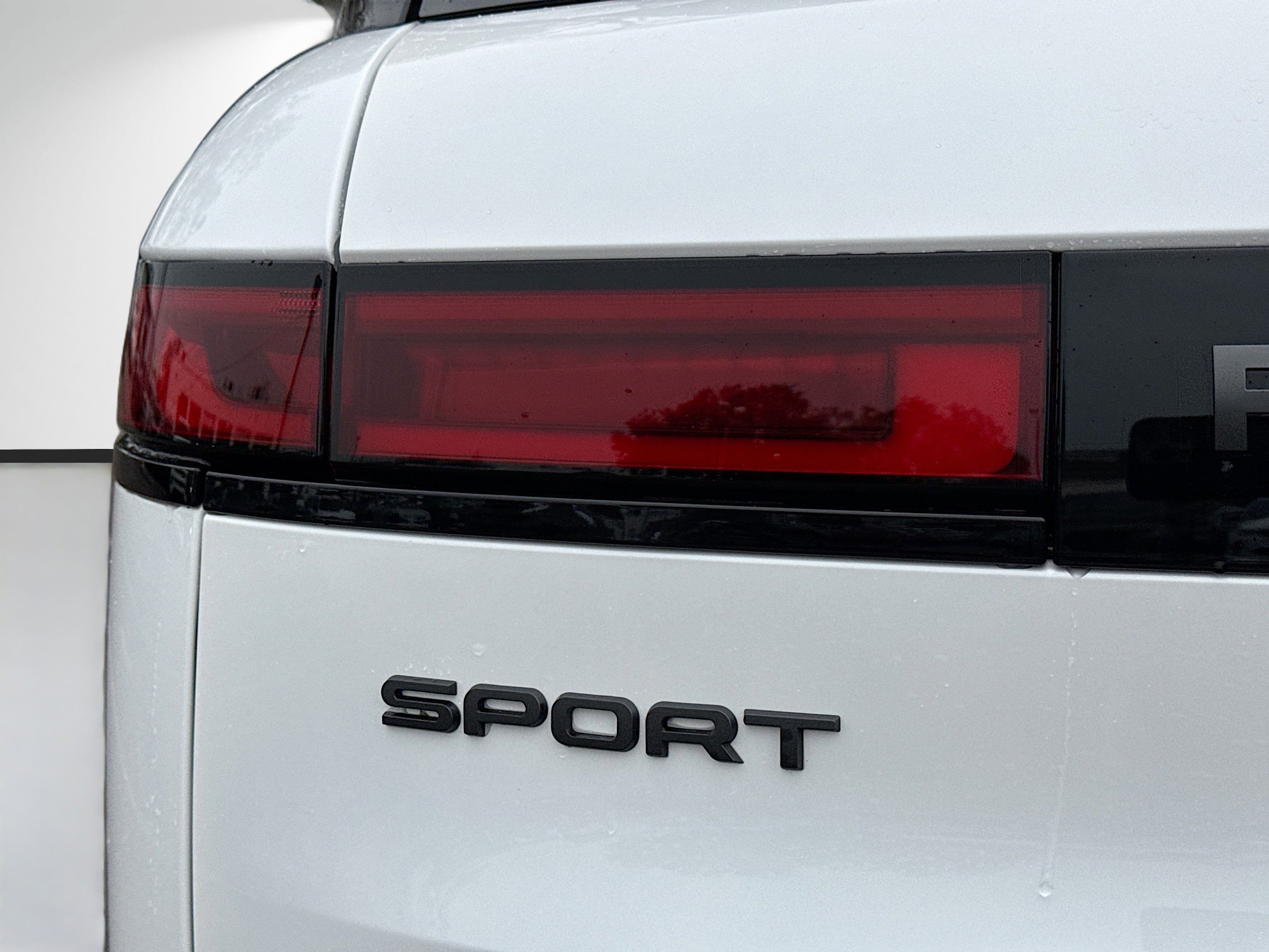 New 2026 Land Rover Range Rover Sport Dynamic SE image 10