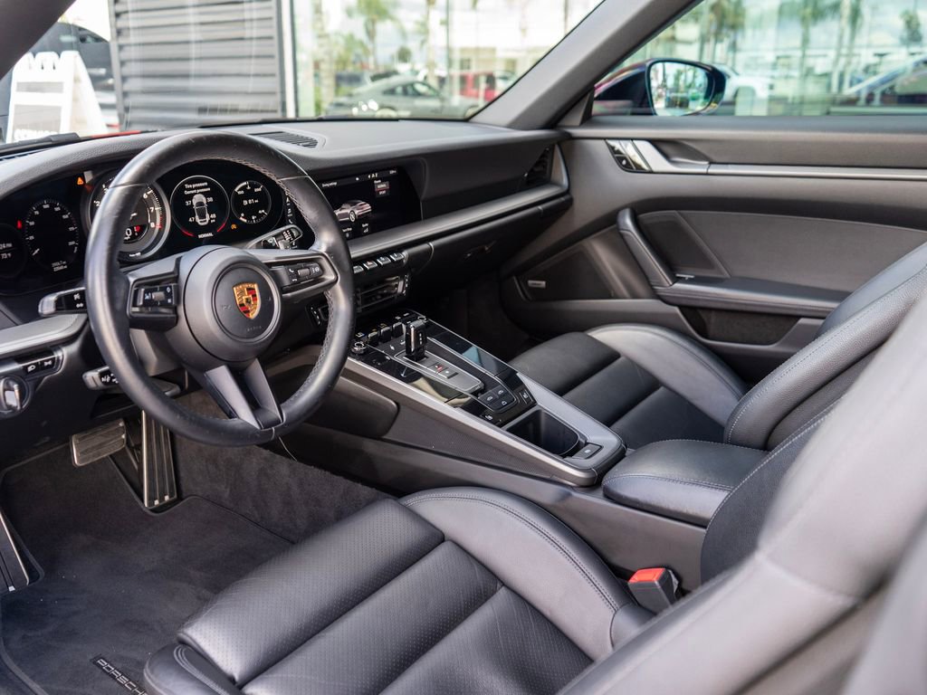 Used 2021 Porsche 911 Carrera image 5
