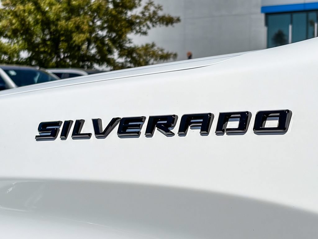 Used 2024 Chevrolet Silverado 1500 Custom w/ LPO, Dark Essentials Package AWD/4WD image 11