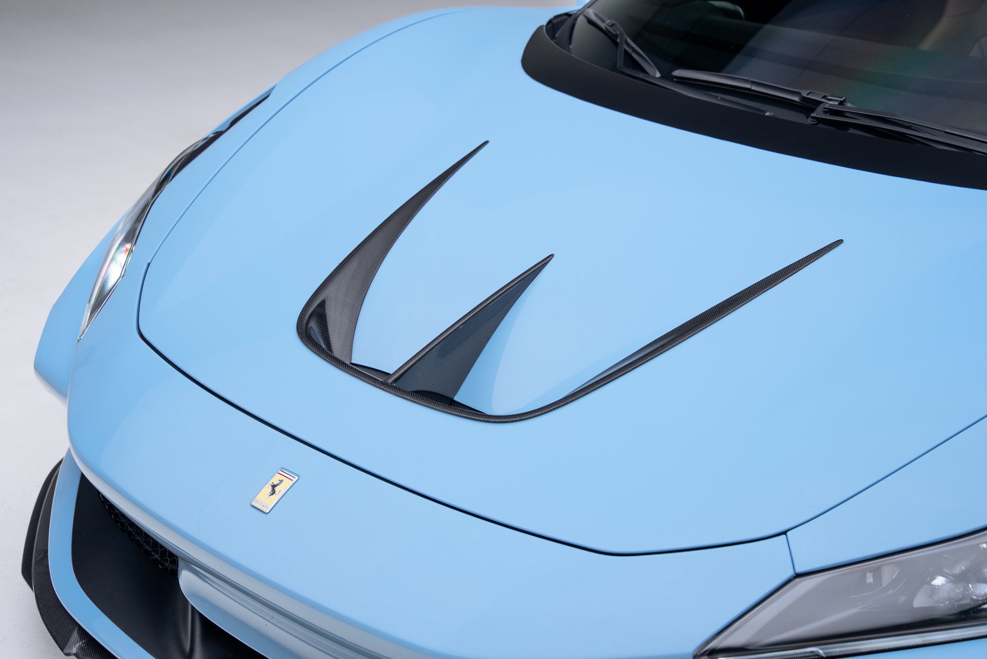 Used 2020 Ferrari F8 Tributo image 19