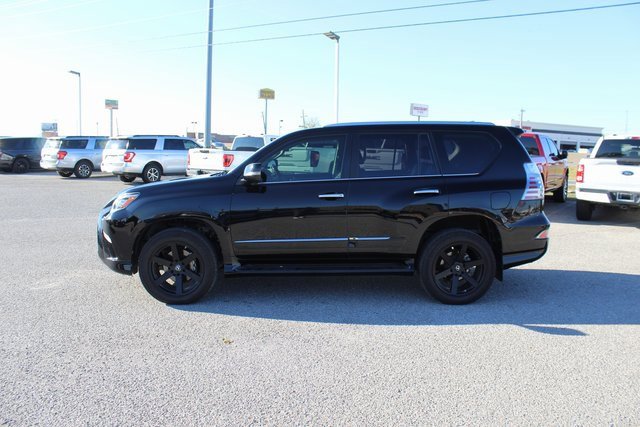 Used 2017 Lexus GX 460 image 12