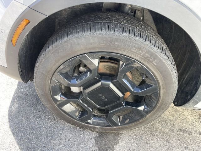 Used 2025 Kia Sorento SX image 2