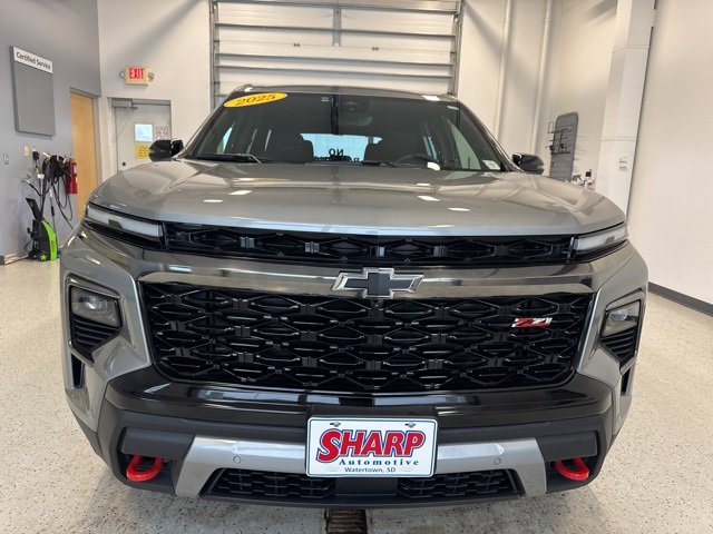 Used 2025 Chevrolet Traverse Z71 image 5