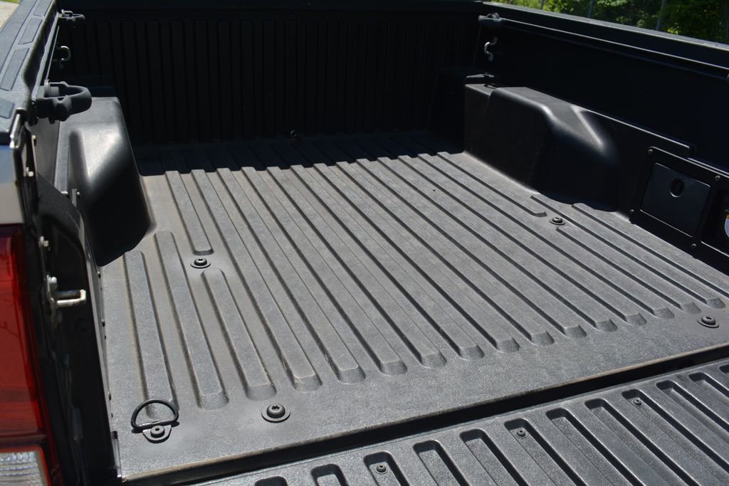 Used 2018 Toyota Tacoma TRD Sport AWD/4WD image 19