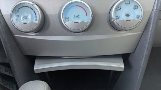 Used 2009 Toyota Camry LE image 36