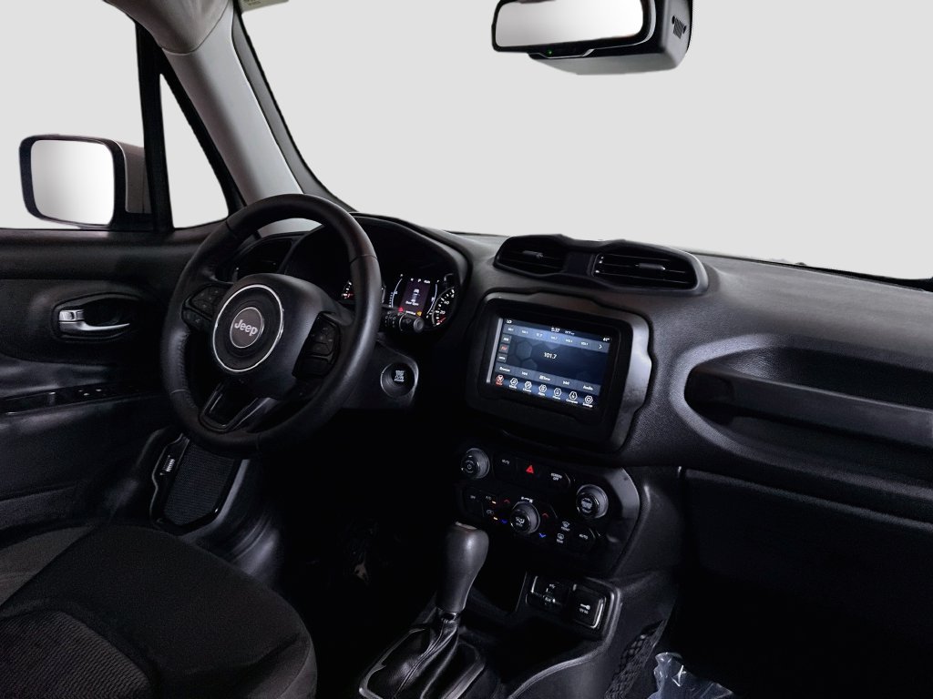 Used 2018 Jeep Renegade Altitude w/ Popular Equipment Group FWD image 29