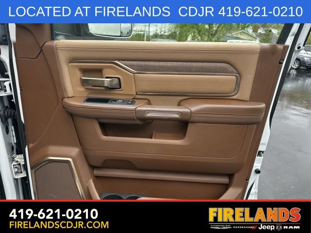 Used 2022 RAM 3500 Limited AWD/4WD image 16