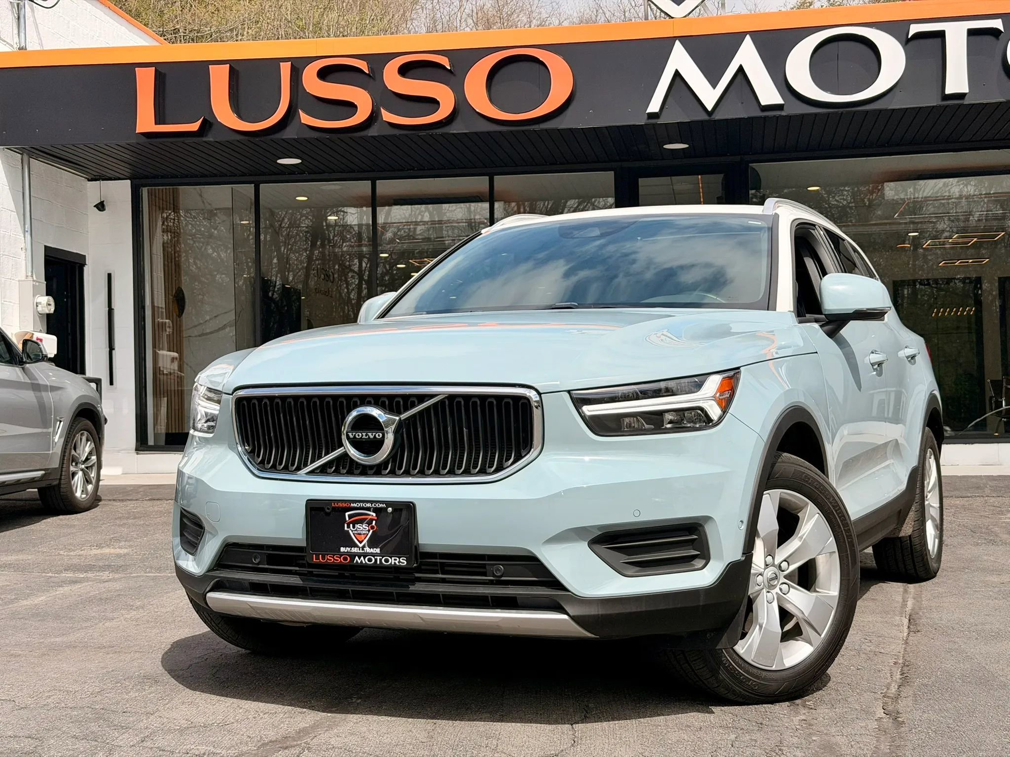 Used 2019 Volvo XC40 T5 Momentum