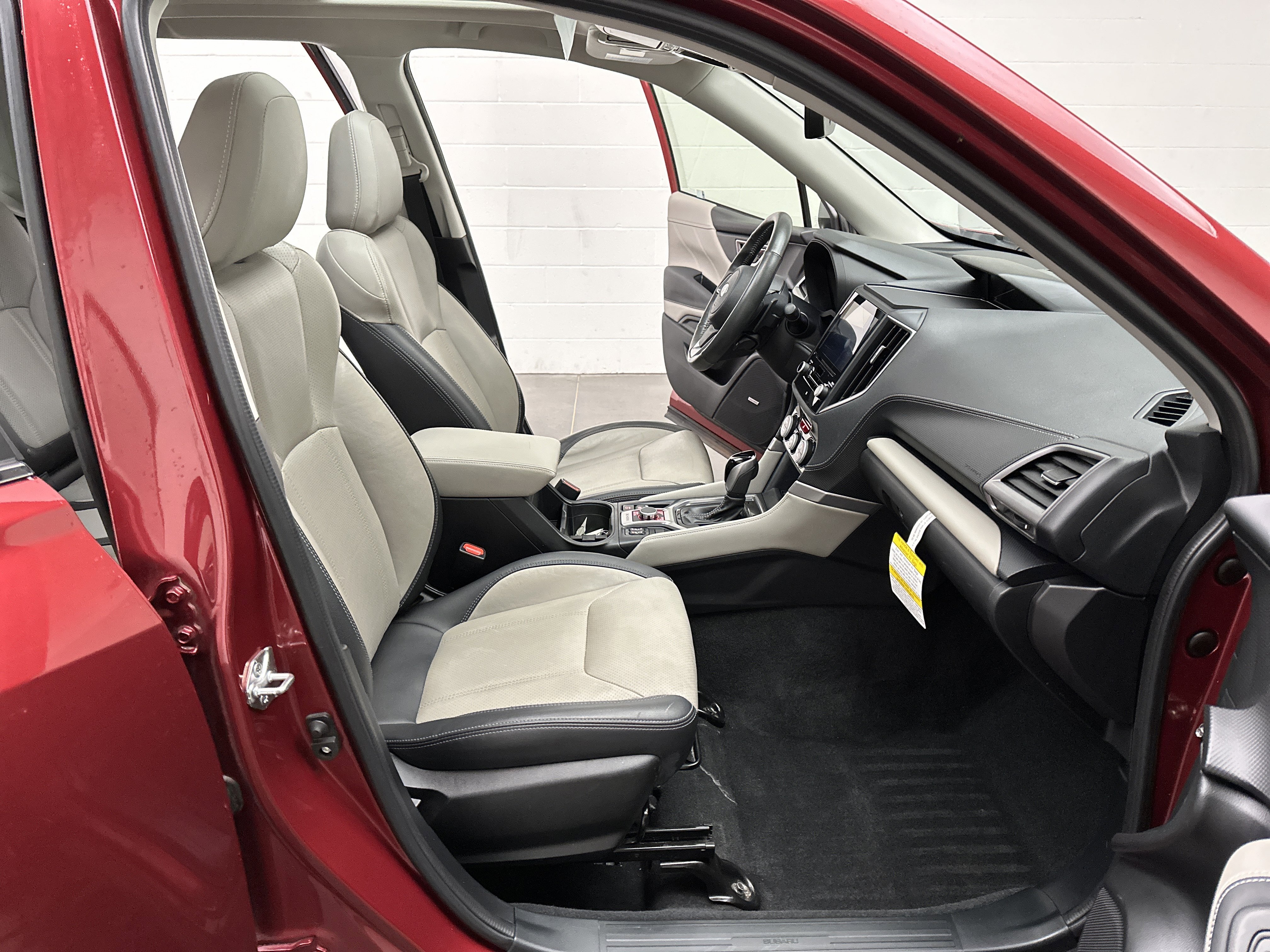 Used 2022 Subaru Forester Limited image 22