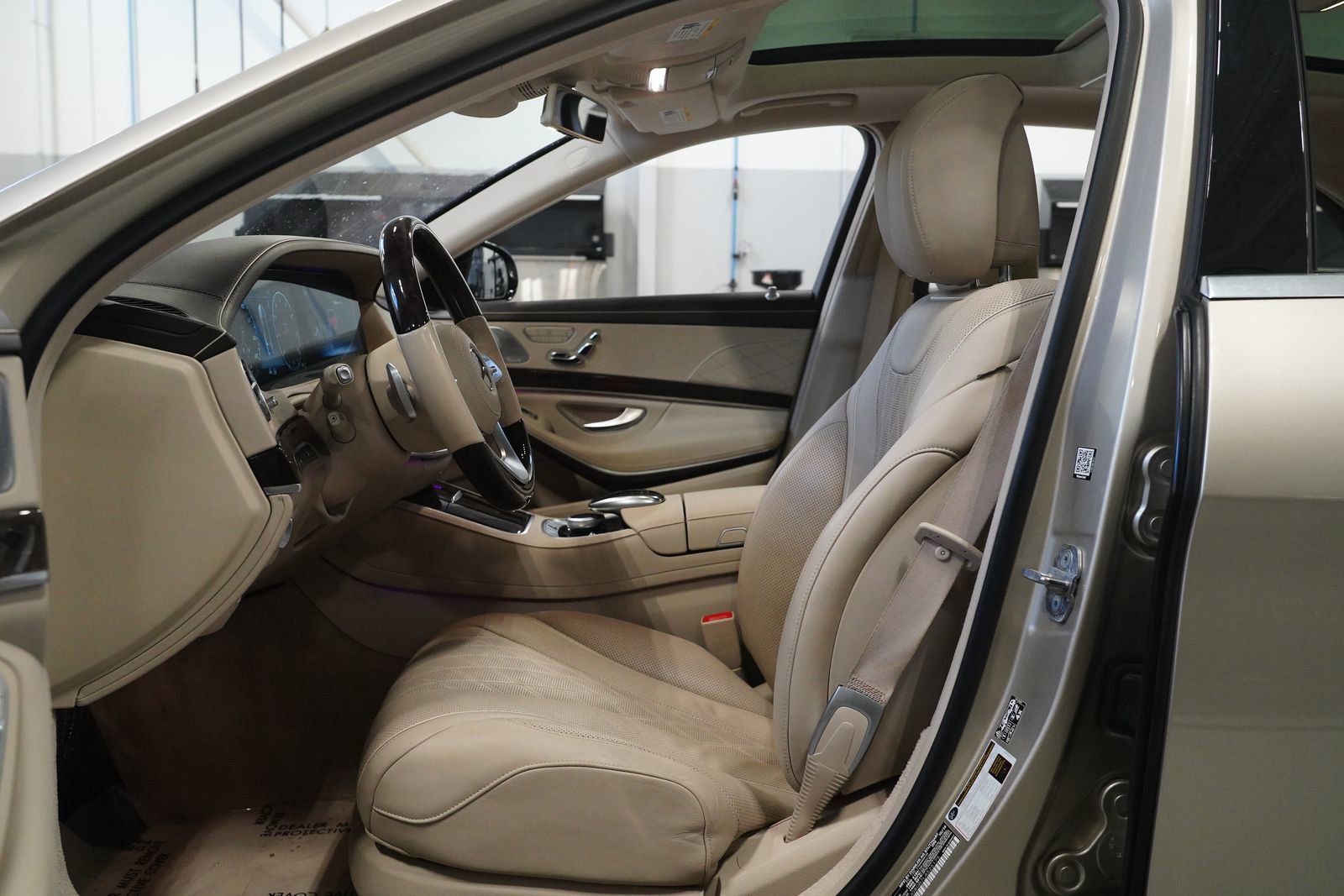 Certified 2020 Mercedes-Benz S 560 4MATIC Sedan image 2