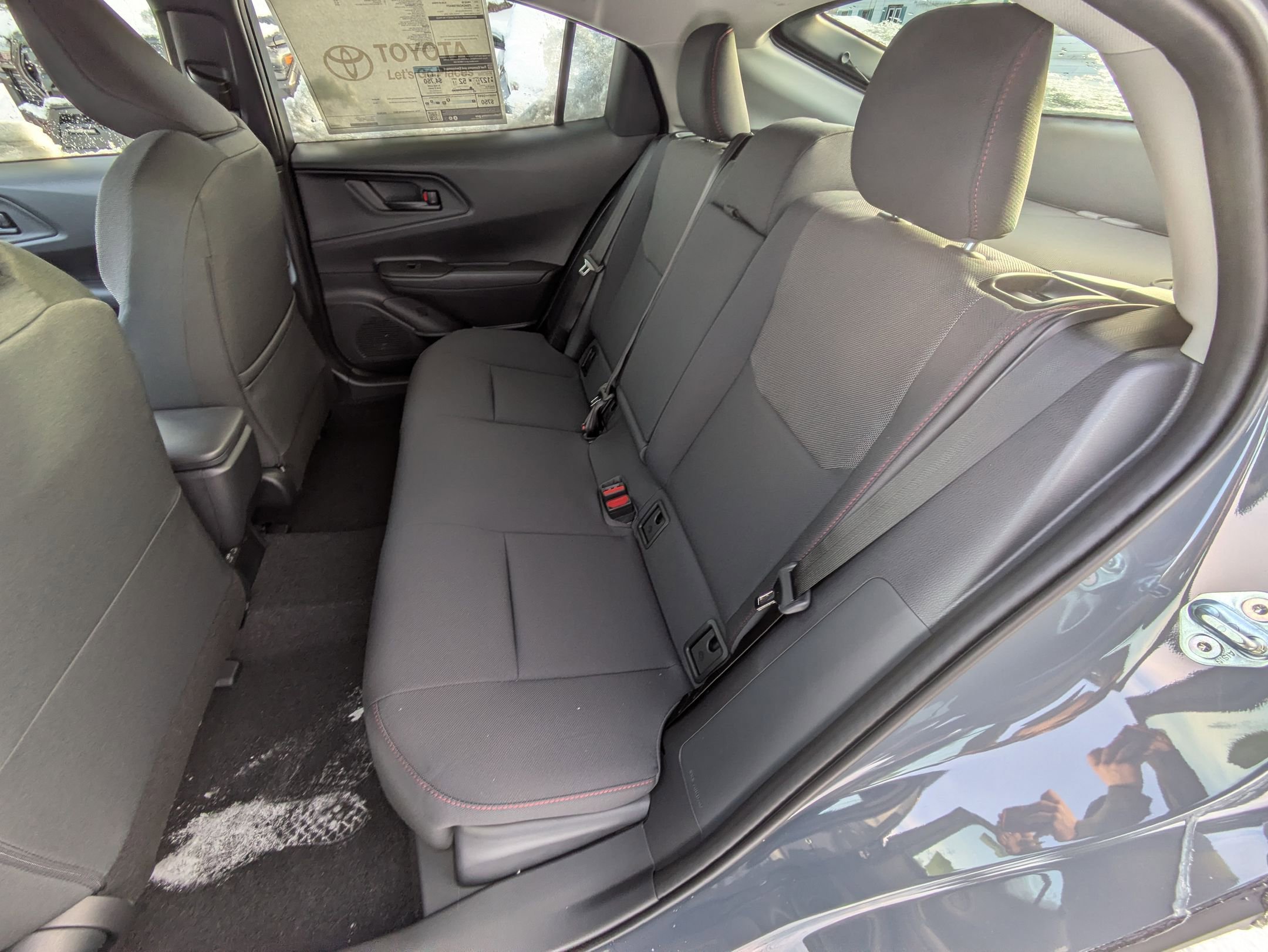 New 2026 Toyota Prius Plug-In Hybrid FWD image 18