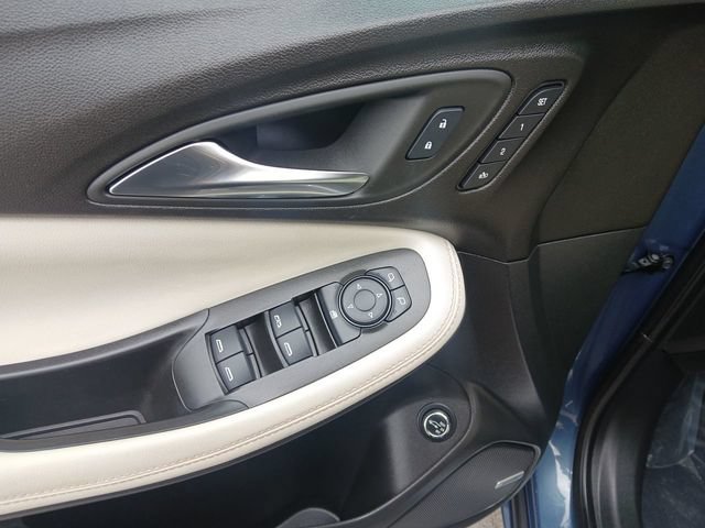 Used 2024 Buick Encore GX Avenir w/ Avenir Technology Package AWD/4WD image 15