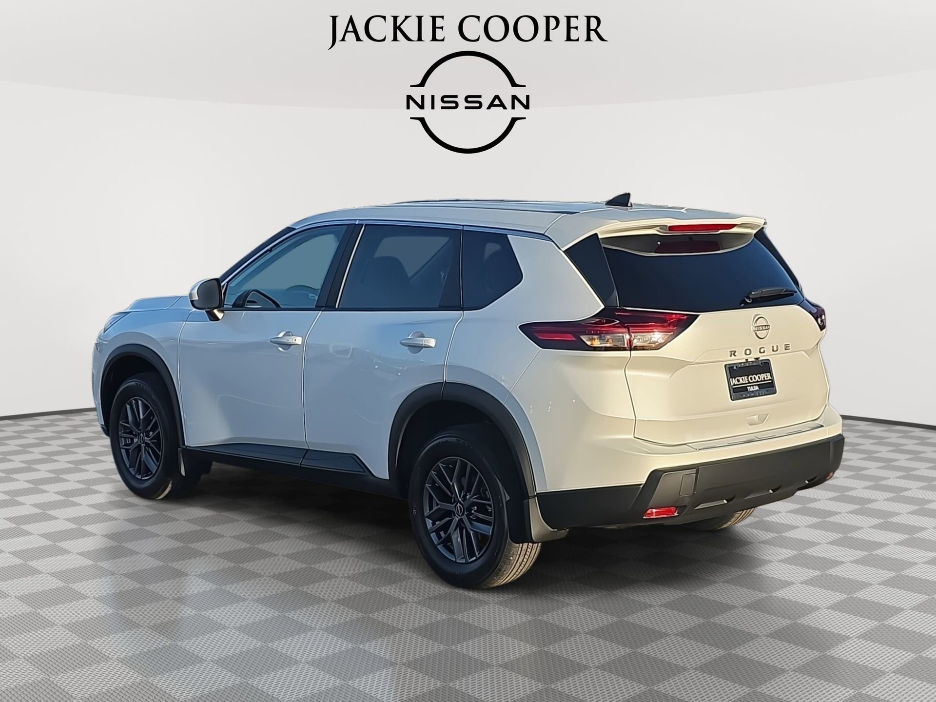 New 2026 Nissan Rogue SV FWD image 8