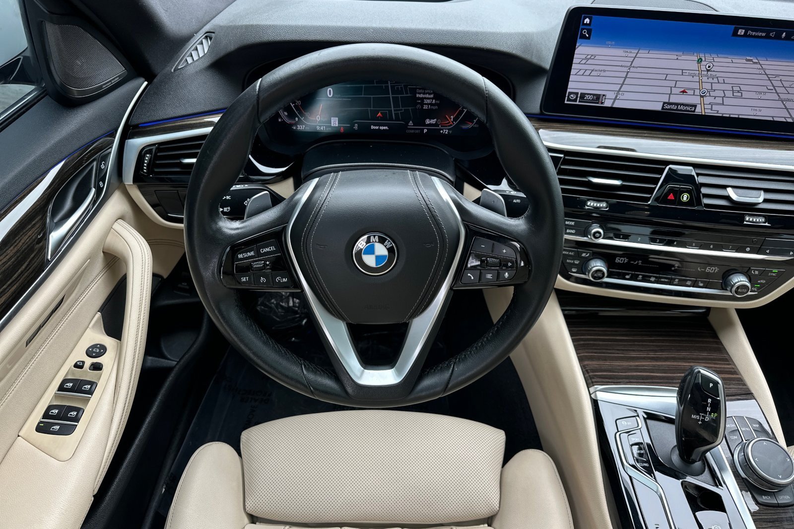 Used 2023 BMW 530i w/ Premium Package RWD image 13