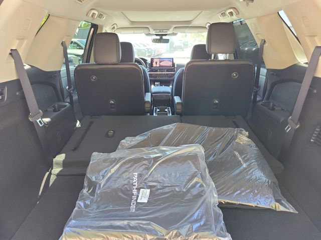 New 2026 Nissan Pathfinder SL w/ SL Premium Package AWD/4WD image 27