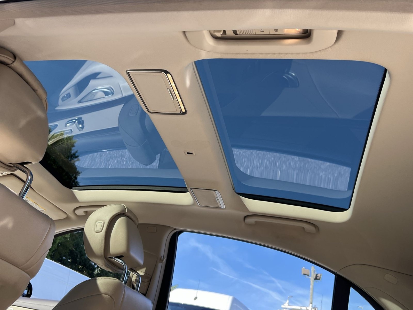 Used 2014 Mercedes-Benz S 550 Sedan image 29