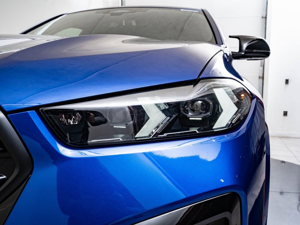 Used 2025 BMW X6 M Competition w/ Executive Package image 15