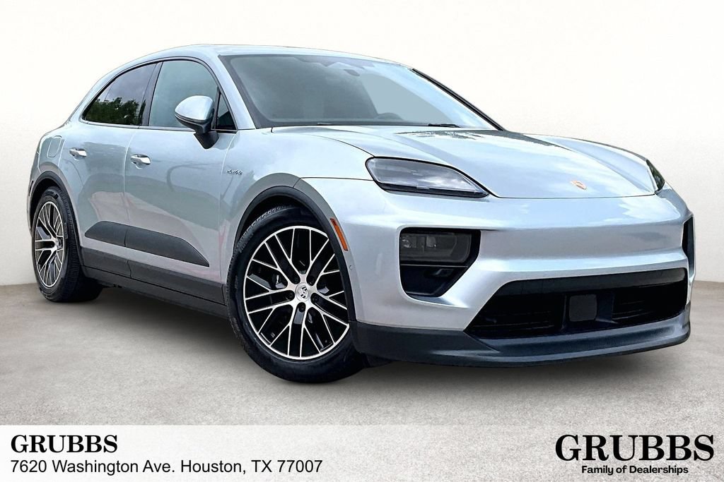 Used 2025 Porsche Macan 4 Electric AWD/4WD image 1
