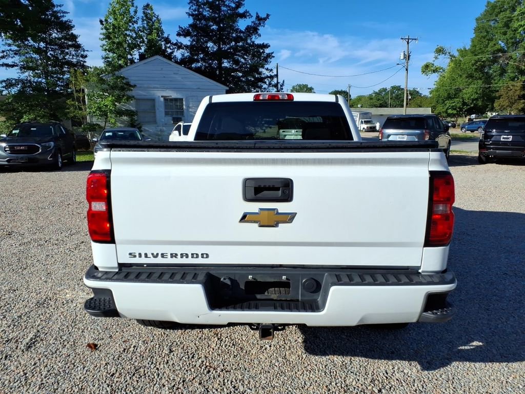 Used 2016 Chevrolet Silverado 1500 Custom w/ Custom Convenience Package RWD image 6