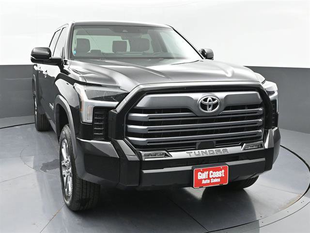 Used 2024 Toyota Tundra Limited w/ Power Package AWD/4WD image 3