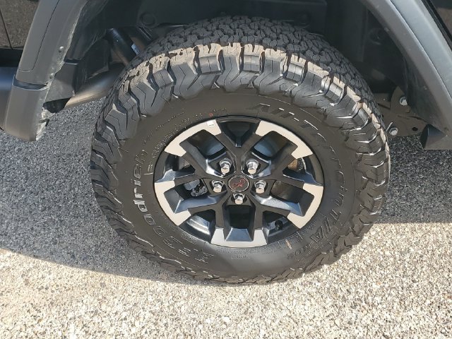New 2026 Jeep Wrangler Unlimited Rubicon w/ Safety Group AWD/4WD image 5