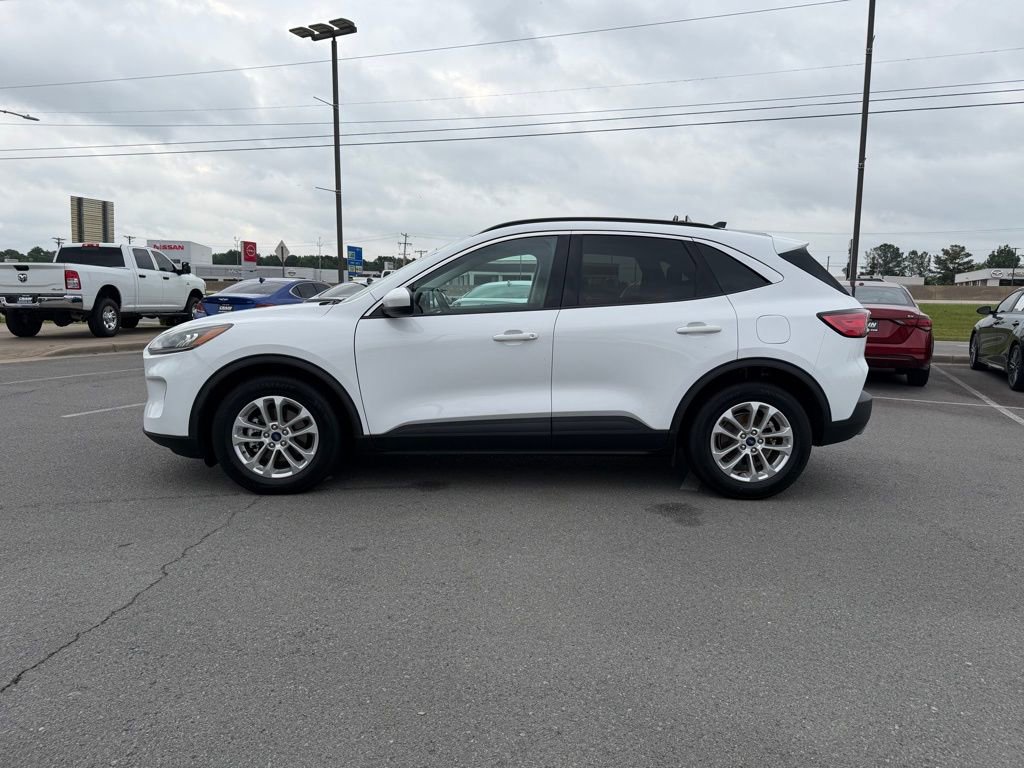 Used 2021 Ford Escape SE w/ Convenience Package FWD image 4